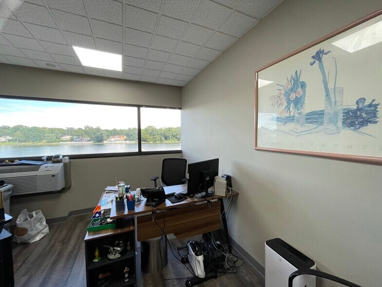 More Photos Of 310 E Shore Rd, Great Neck Medical For Sale