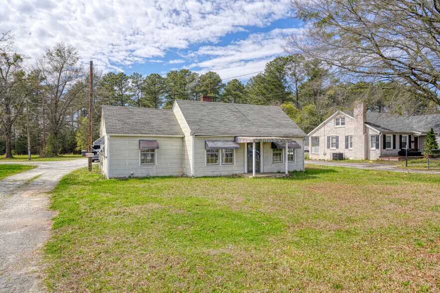 More Photos Of 1250 Boiling Springs Rd, Spartanburg Freestanding For Sale