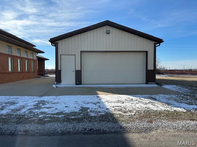 More Photos Of 263 Madison ave, Wood River Office For Sale