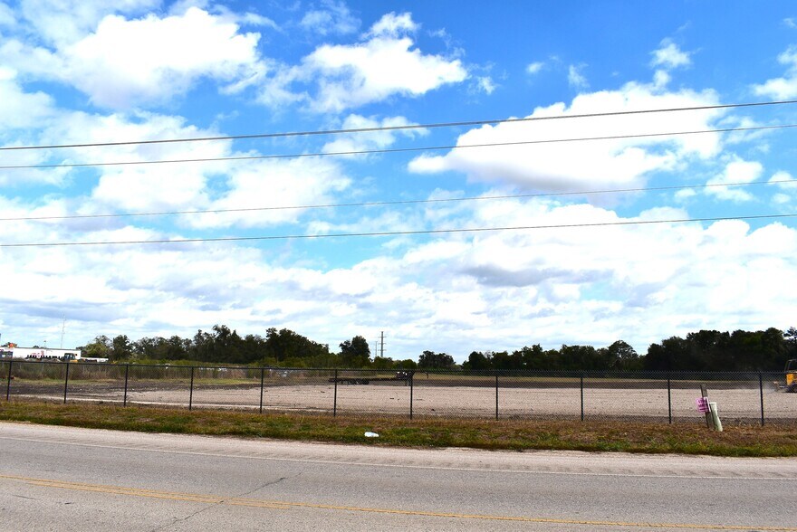 More Photos Of 8911 FM 524 Rd, Sweeny Land For Lease