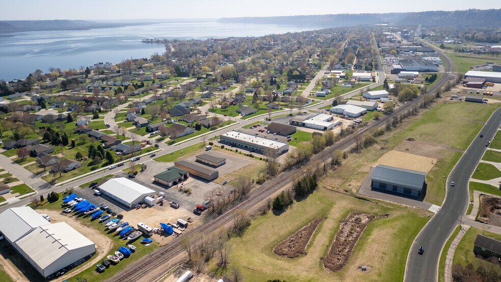 More Photos Of 1215 N 7th St, Lake City Light Distribution For Sale