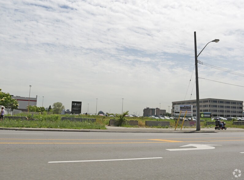 More Photos Of 721 Wilson Ave, Toronto Land For Lease