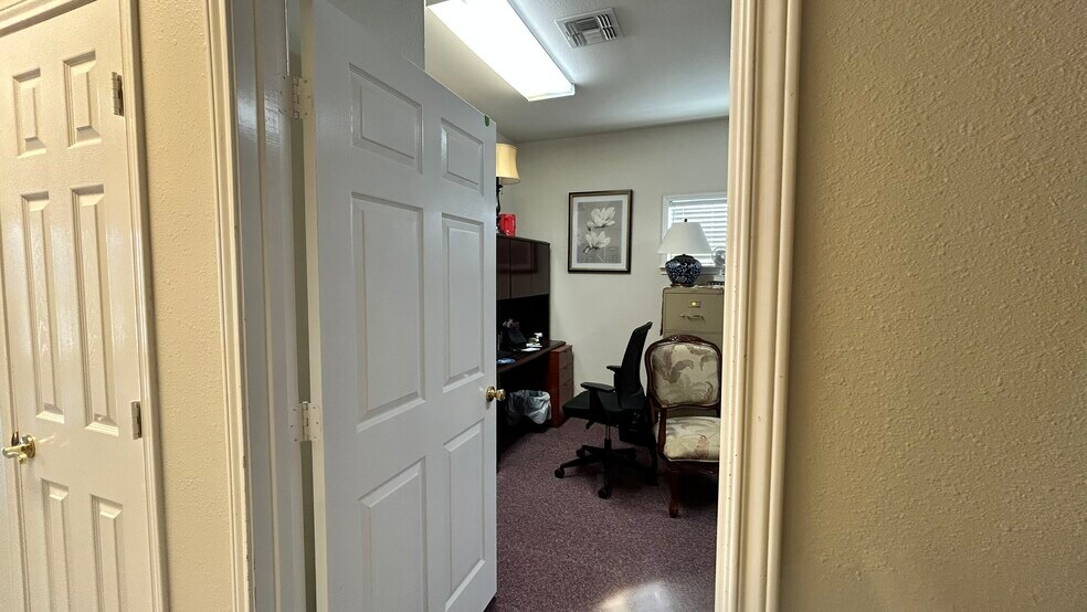 More Photos Of 2527 Highway 361, Ingleside Office For Lease