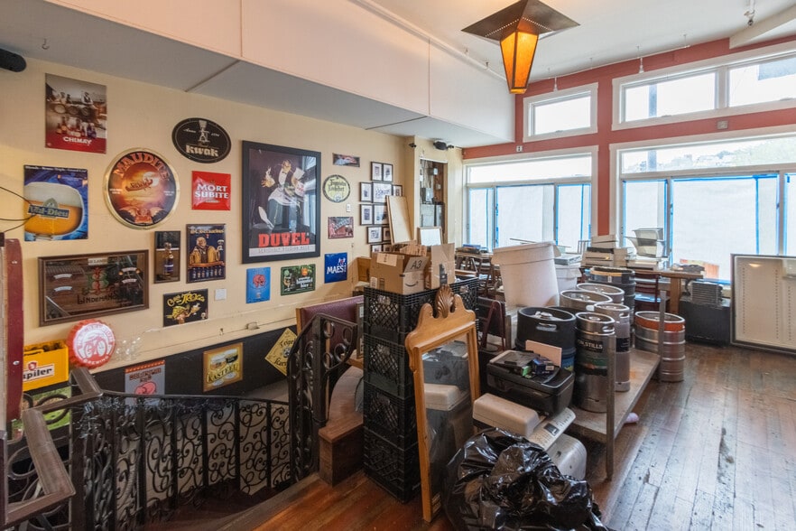 More Photos Of 800 Greenwich St, San Francisco Storefront Retail Residential For Lease