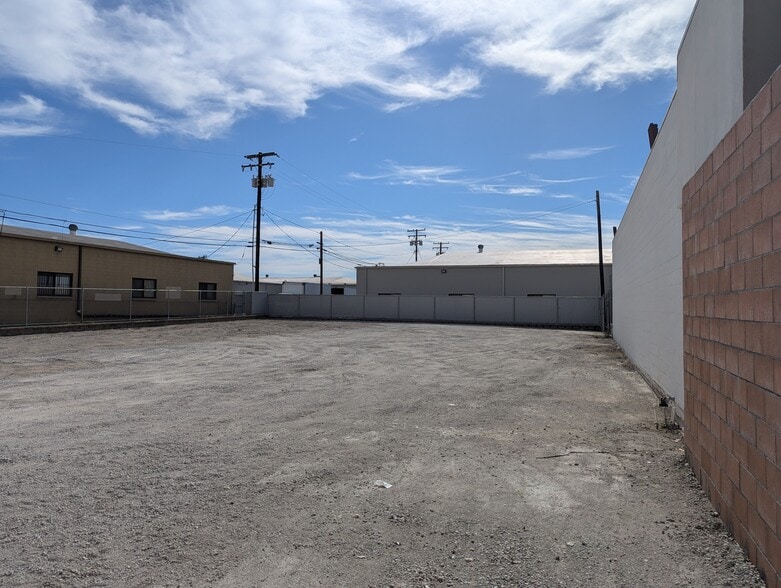 More Photos Of 110 E Orangethorpe Ave, Anaheim Land For Lease