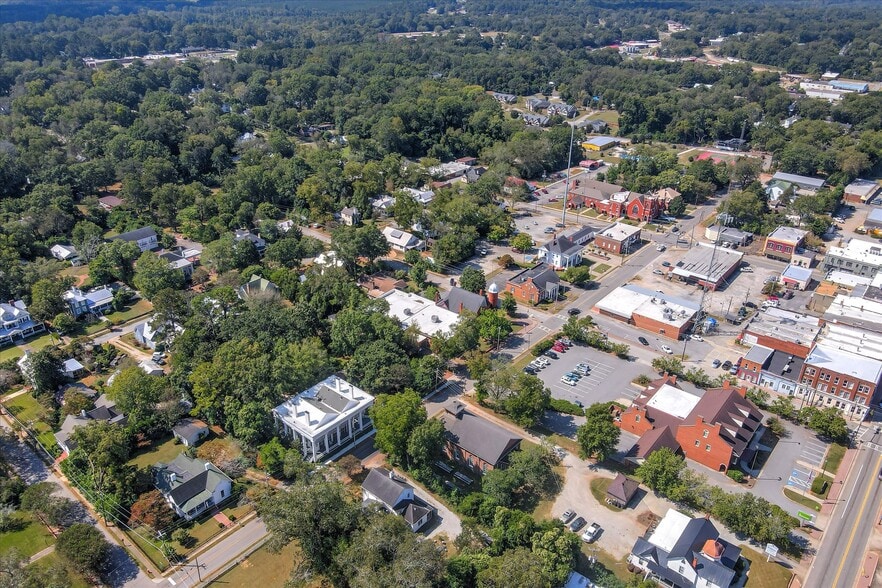More Photos Of 205 E Liberty St, Washington Religious Facility For Sale