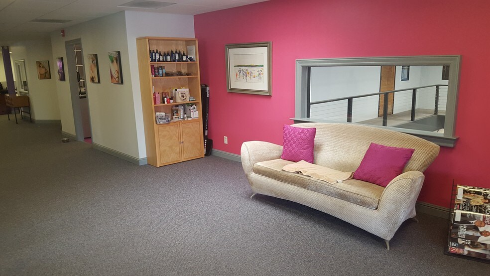 More Photos Of 980 S Amphlett Blvd, San Mateo Industrial For Sale