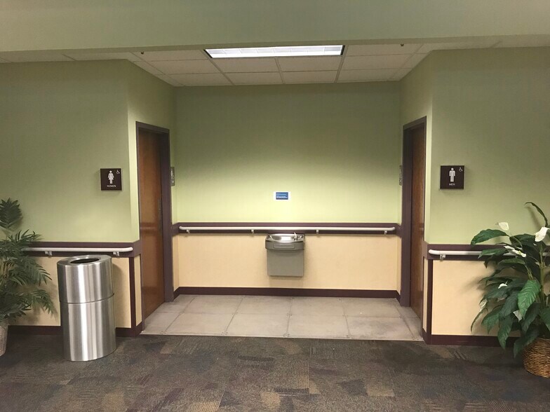 More Photos Of 1600 Sixth Ave, York Medical For Lease