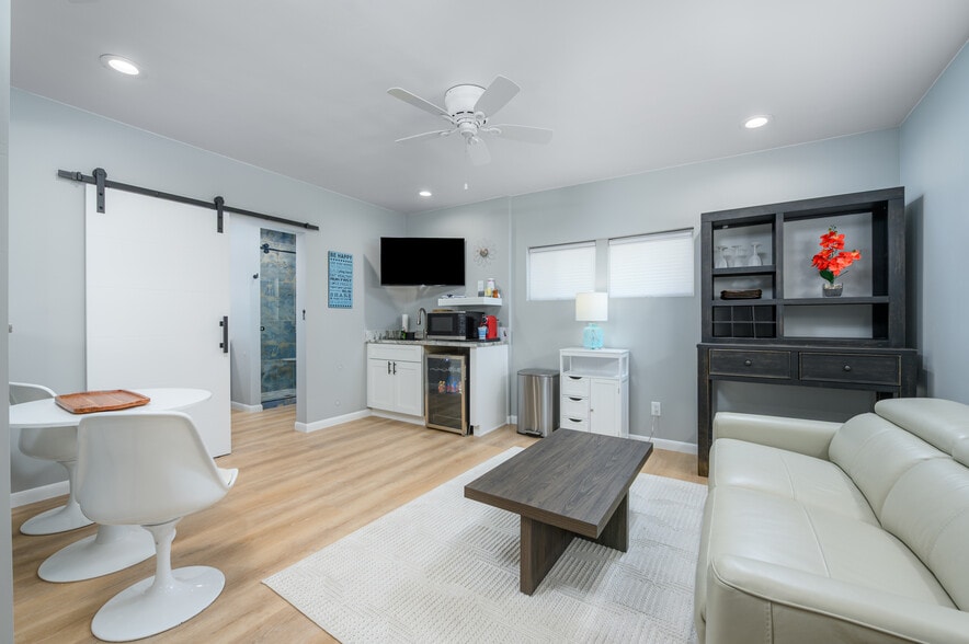 More Photos Of 107 E Pinal St, Cottonwood Apartments For Sale