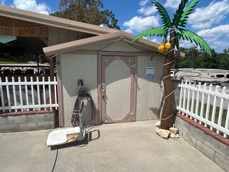 More Photos Of 141 County Road 851, Elizabeth Hotel For Sale