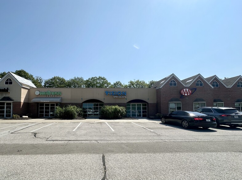 Primary Photo Of 815-843 N 98th St, Omaha Storefront Retail Office For Lease