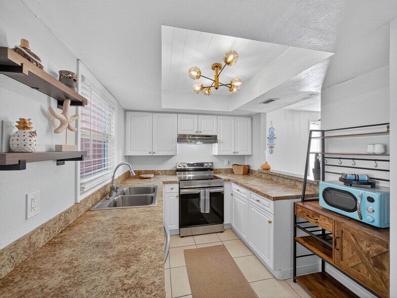 More Photos Of 1000 Shorewinds Dr, Hutchinson Island Apartments For Sale