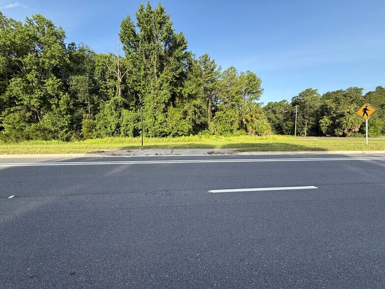 More Photos Of US Highway 1 Hwy @ County Road 121, Hilliard Land For Sale