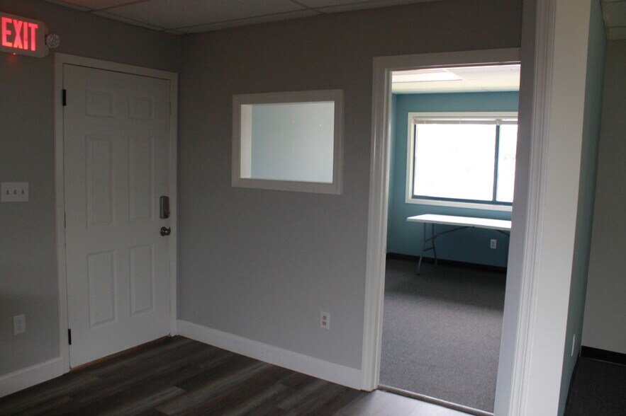 More Photos Of 3321 Doris Ave, Ocean Unknown For Lease