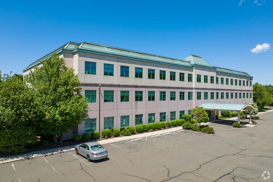 Primary Photo Of 246 Hamburg Tpke, Wayne Medical For Lease