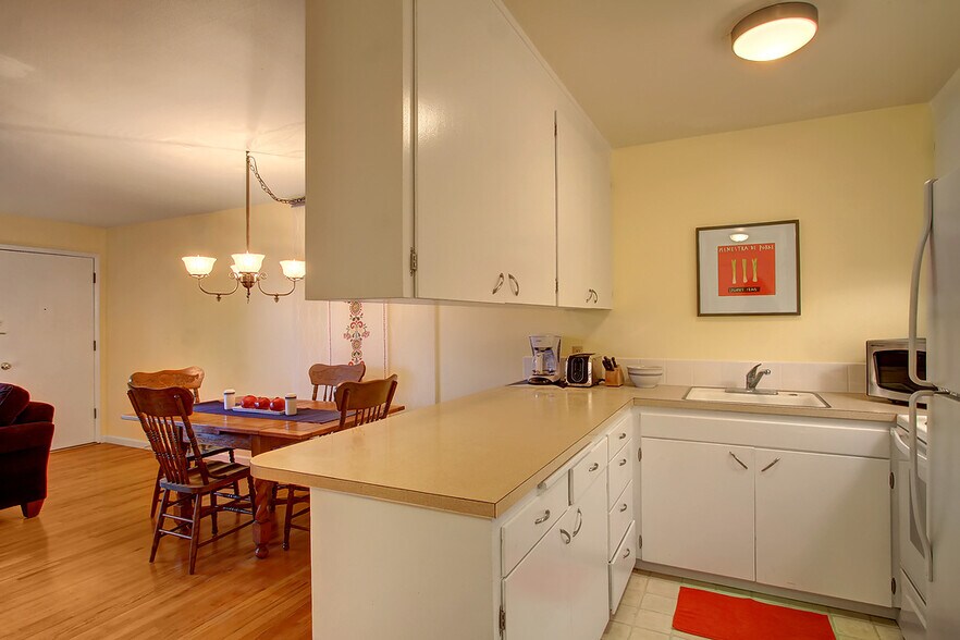 More Photos Of 4301 Whitman Ave N, Seattle Apartments For Sale