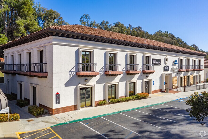 More Photos Of 16363-16495 Bernardo Center Dr, San Diego Unknown For Lease