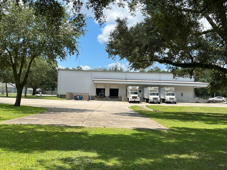 Primary Photo Of 2400 W Herman St, Pensacola Warehouse For Sale