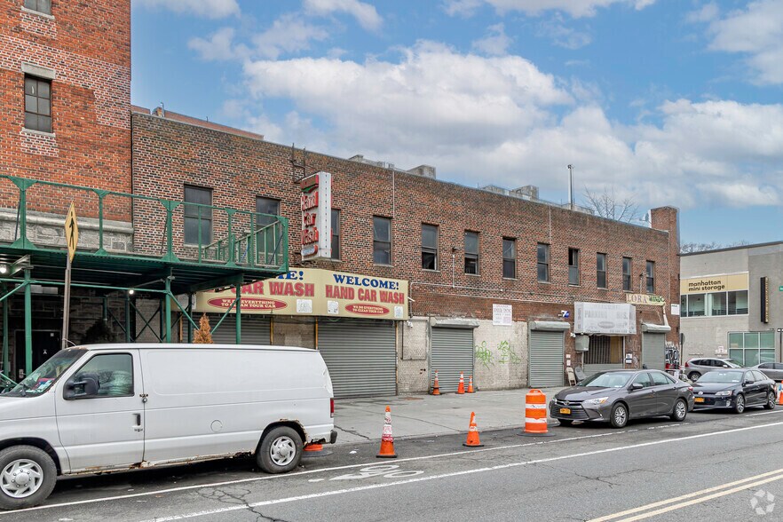More Photos Of 284 Dyckman St, New York Warehouse For Lease
