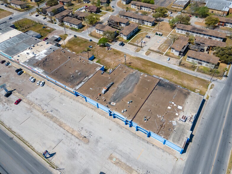 More Photos Of 3211 Ayers St, Corpus Christi Storefront For Sale