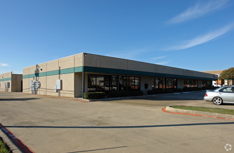 Primary Photo Of 1411 E Lemay Dr, Carrollton Research And Development For Lease
