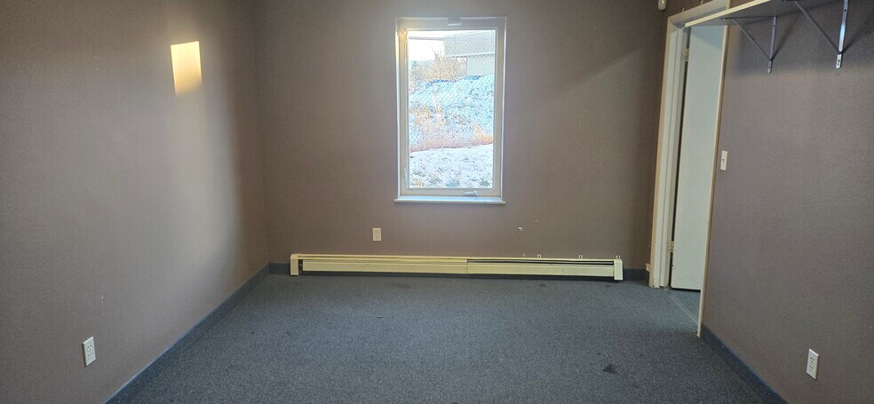 More Photos Of 1602 W Beall St, Bozeman Freestanding For Lease