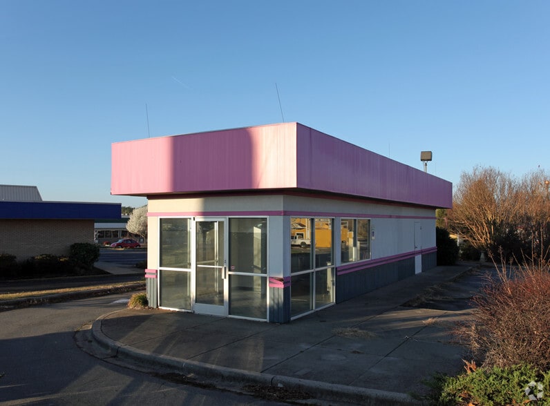 More Photos Of , Clemmons General Retail For Sale