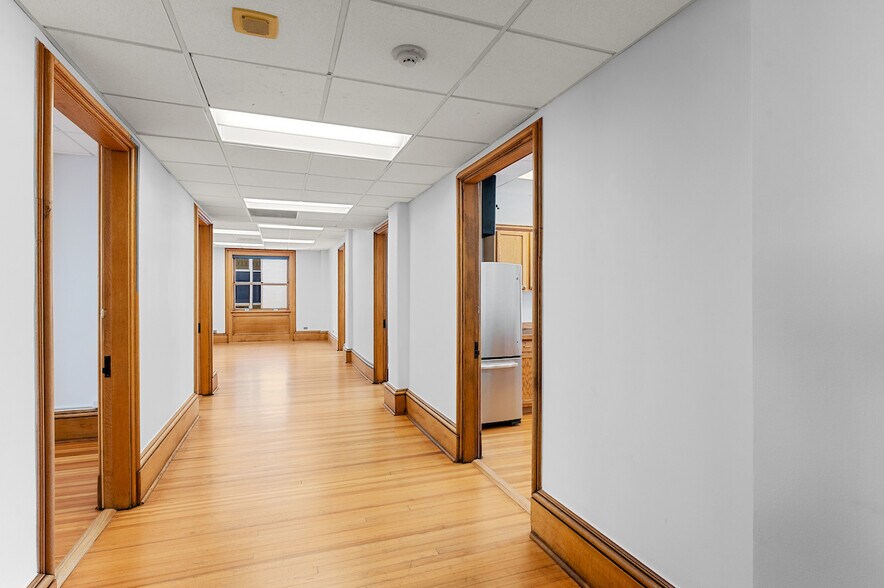 More Photos Of 730 17th St, Denver Office For Sale