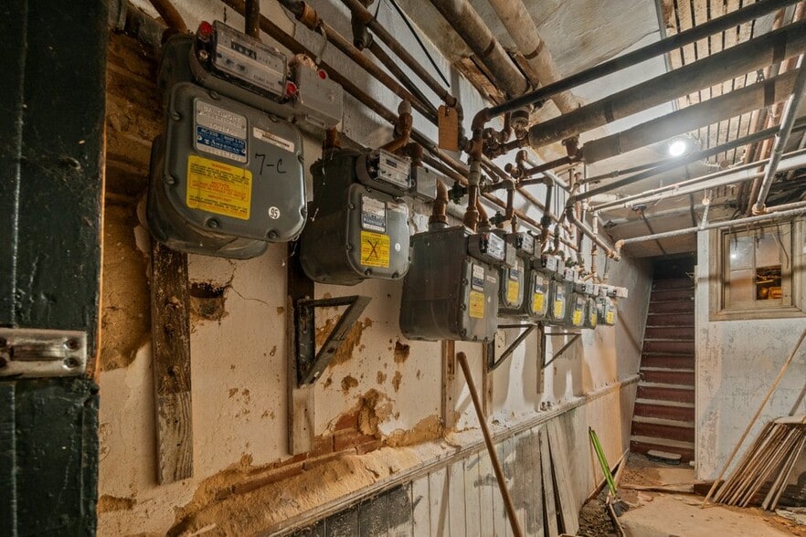 More Photos Of 2301 Maryland Ave, Baltimore Apartments For Sale