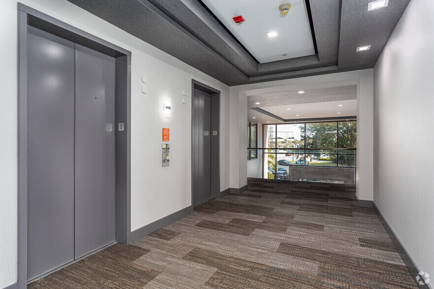 More Photos Of 4210 Metro Pky, Fort Myers Office For Lease
