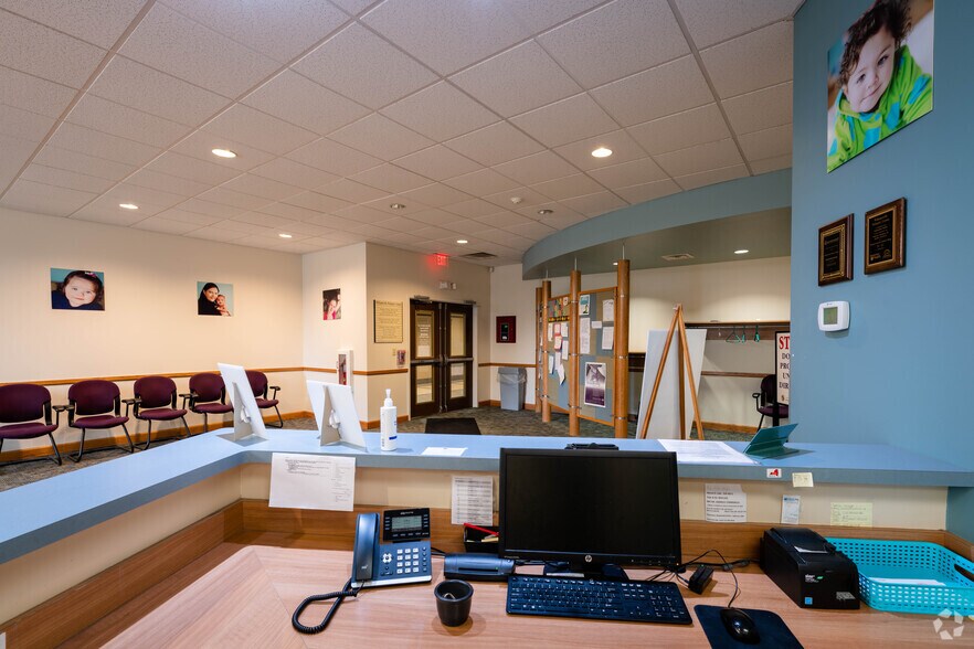 More Photos Of 2733 Wehrle Dr, Buffalo Medical For Lease