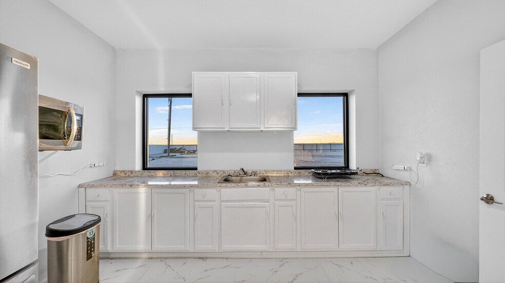 More Photos Of 1850 N FM 866, Odessa Warehouse For Sale