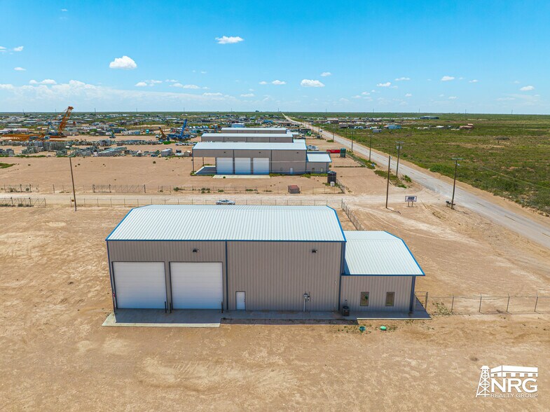More Photos Of Lot 3 W 42nd St, Odessa Warehouse For Lease