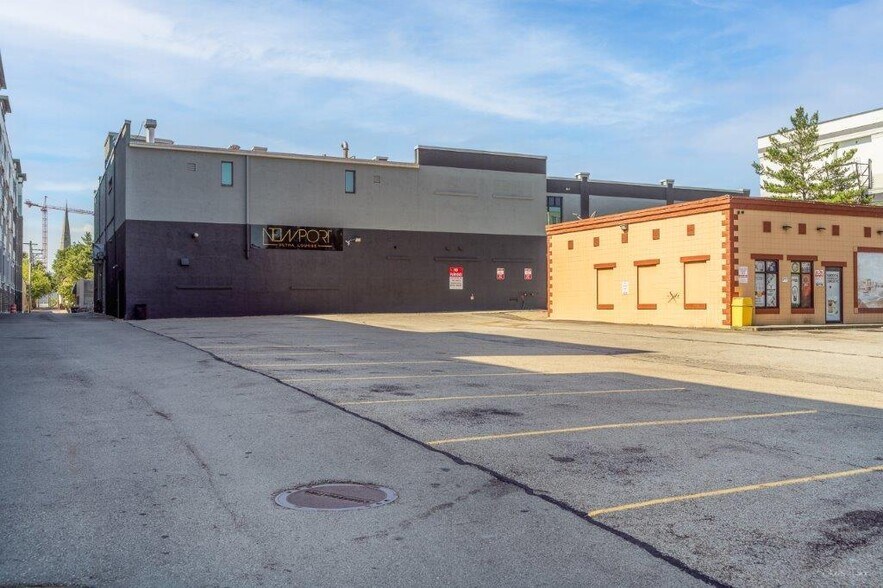 More Photos Of 120 E 3rd St, Newport Office For Lease