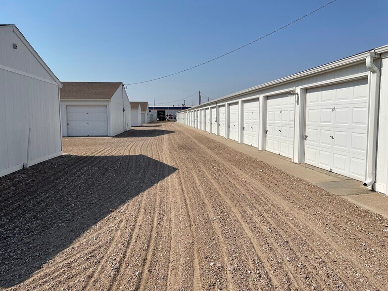 More Photos Of 2115 O Ave, Kearney Self Storage For Sale