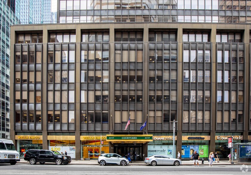 More Photos Of 160 E 53rd St, New York Medical For Lease