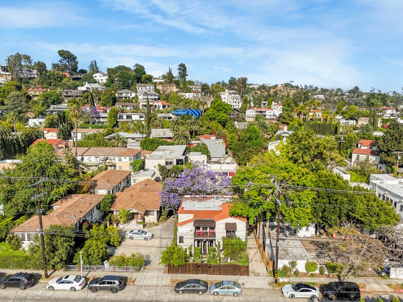 More Photos Of 2420 N Beachwood Dr, Los Angeles Multifamily For Sale