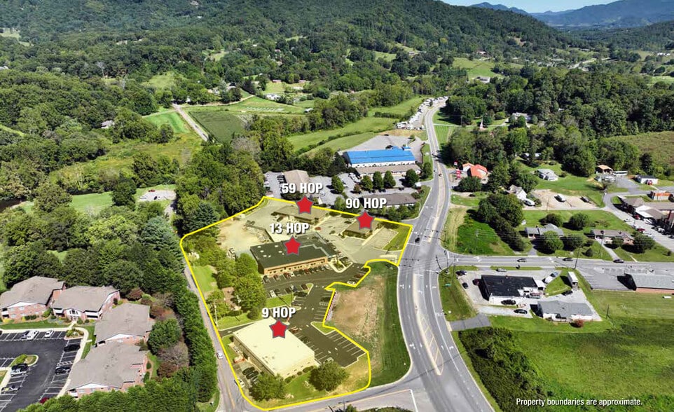 More Photos Of 13 Haywood Office Park, Waynesville Medical For Lease