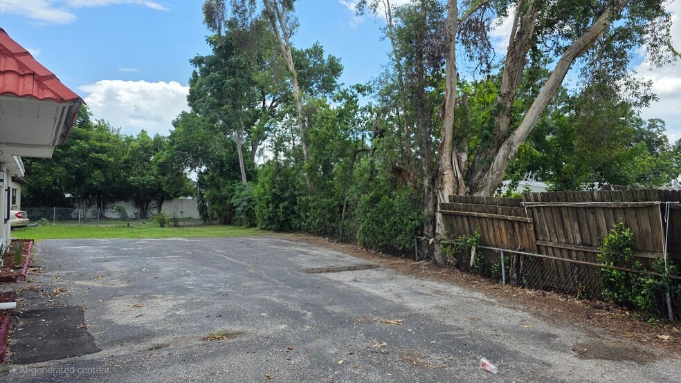 More Photos Of 7102 N Armenia Ave, Tampa Flex For Lease