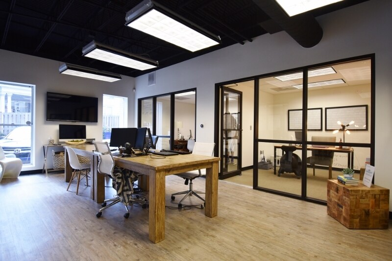 More Photos Of 824 S Milledge Ave, Athens Office For Lease