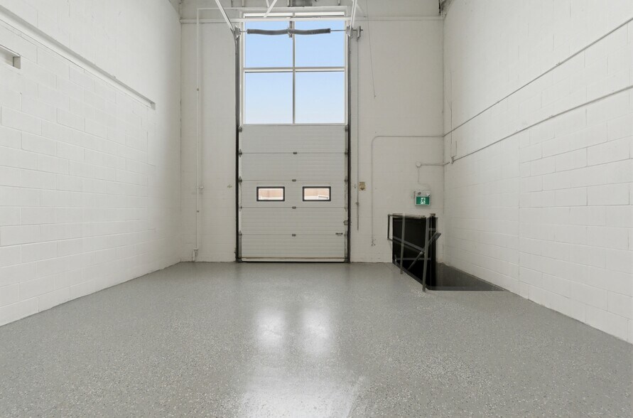 More Photos Of 397 Humberline Dr, Toronto Warehouse For Sale