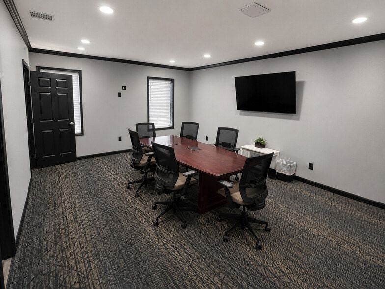 More Photos Of 100 Industrial Loop, Orange Park Warehouse For Sale