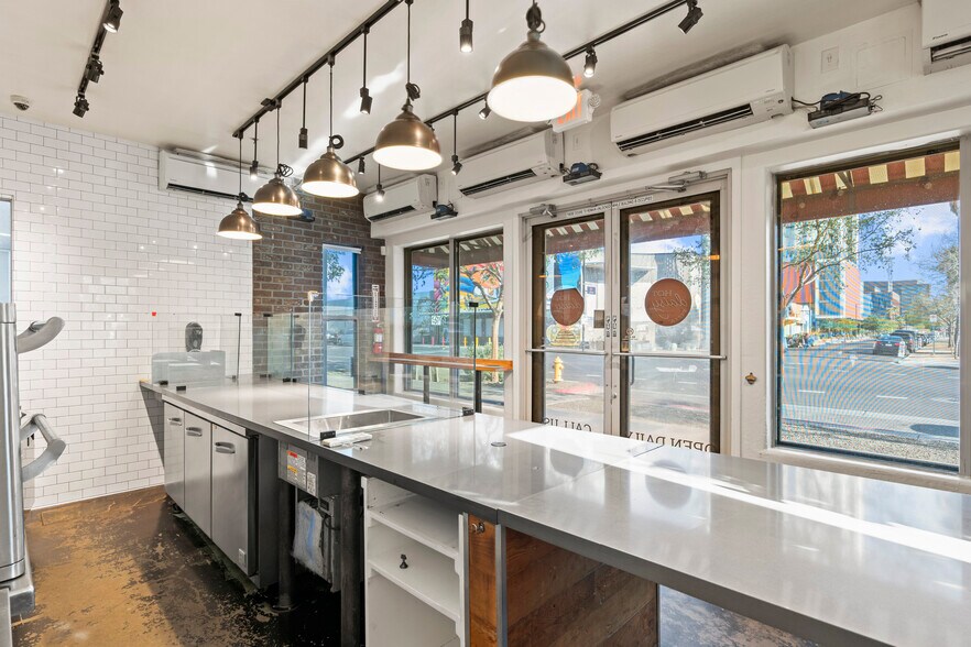 More Photos Of 610 E Roosevelt St, Phoenix Storefront Retail Residential For Sale