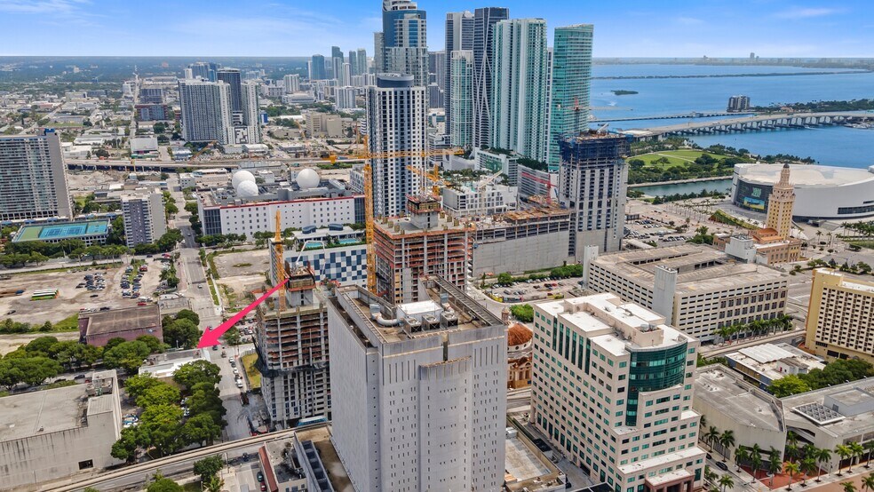 More Photos Of 542 N Miami Ave, Miami Storefront Retail Office For Lease
