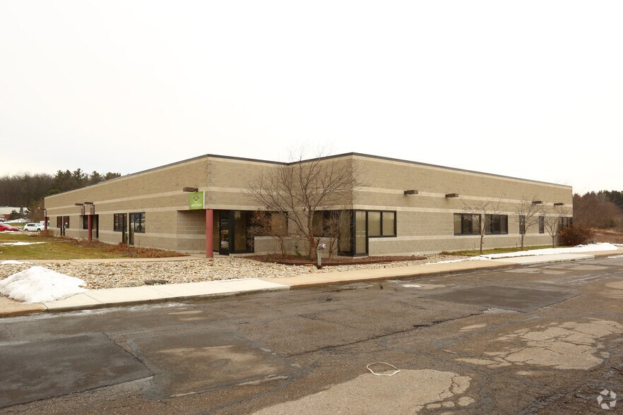 More Photos Of 3550 W Liberty Rd, Ann Arbor Office For Lease