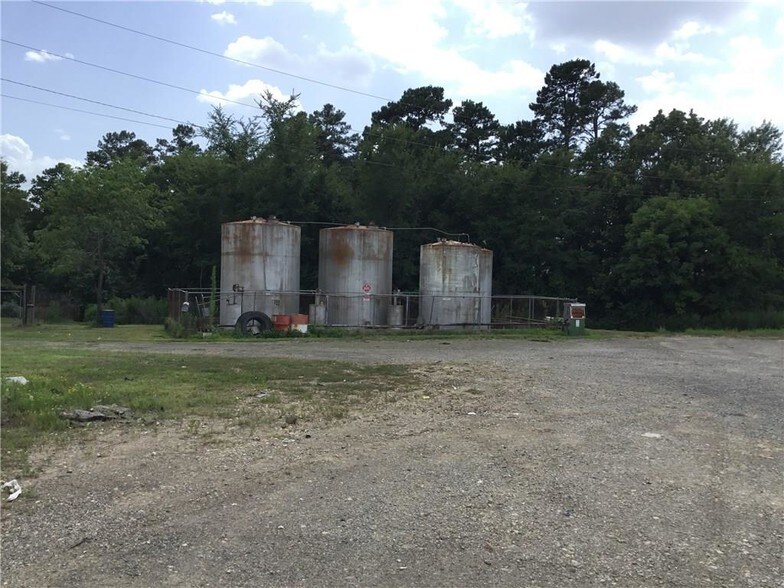 More Photos Of 28 Indian Hwy 144, Broken Bow Truck Stop For Sale
