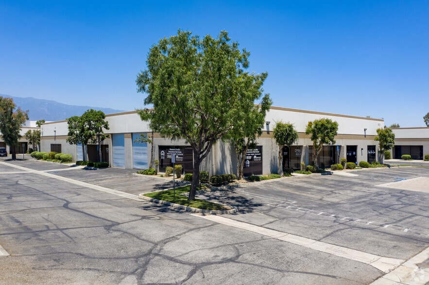 More Photos Of 8459 White Oak Ave, Rancho Cucamonga Unknown For Lease