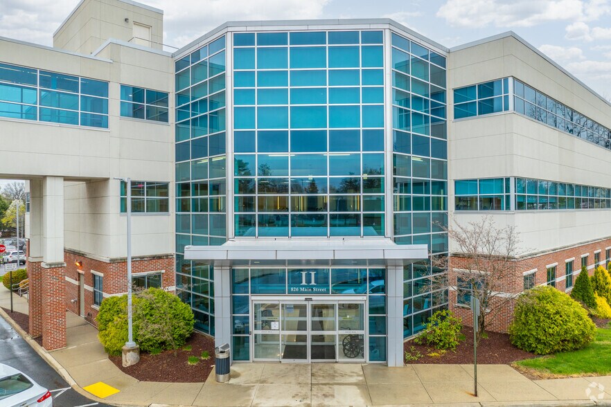 More Photos Of 824 Main St, Phoenixville Medical For Lease