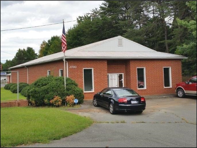 More Photos Of 2790 W Mountain St, Kernersville Light Distribution For Sale