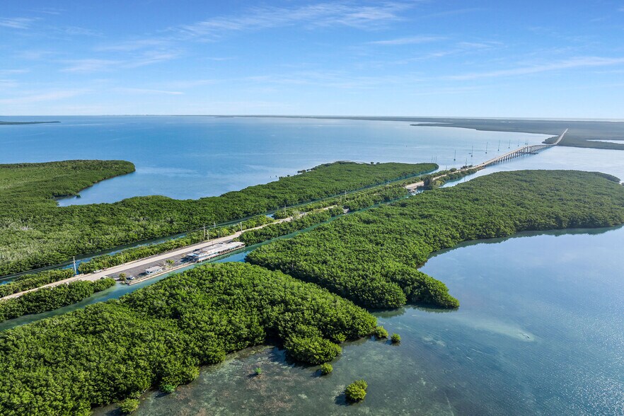 More Photos Of 58000 Card Sound Rd, Key Largo Restaurant For Sale